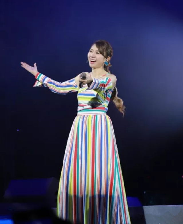 卓依婷