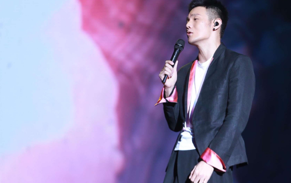 李荣浩昆明演唱会