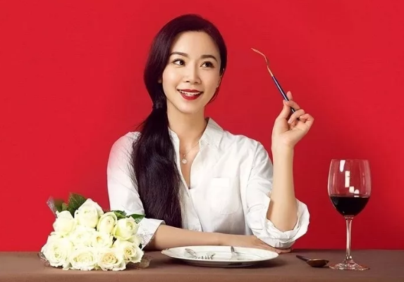 音乐喜剧《求婚女王》杭州站