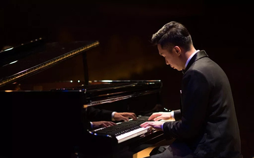 2021《夜的钢琴曲》—石进钢琴作品烛光音乐会-北京站