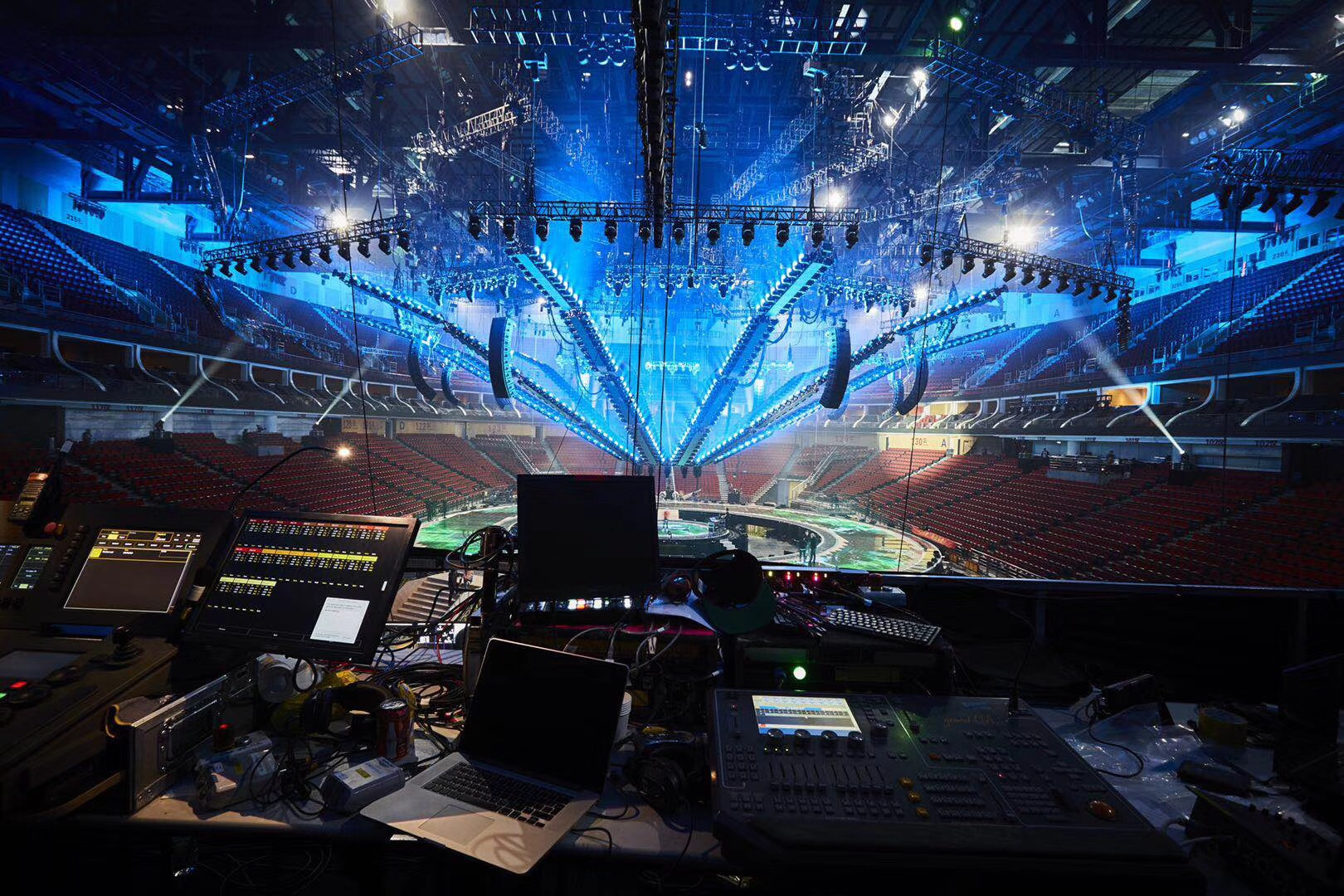 20202021湖南卫视跨年嘉宾阵容首发最令人期待的跨年演唱会来了