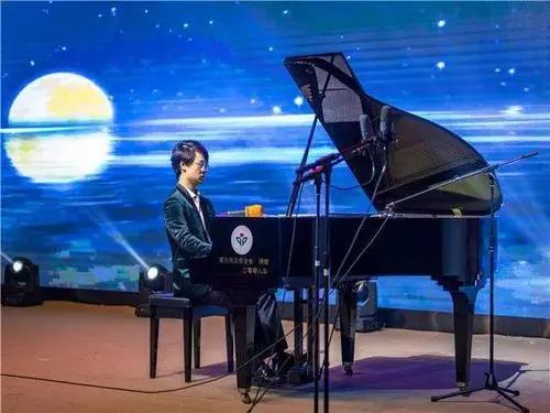 2021蔡宏博钢琴独奏音乐会-郑州站