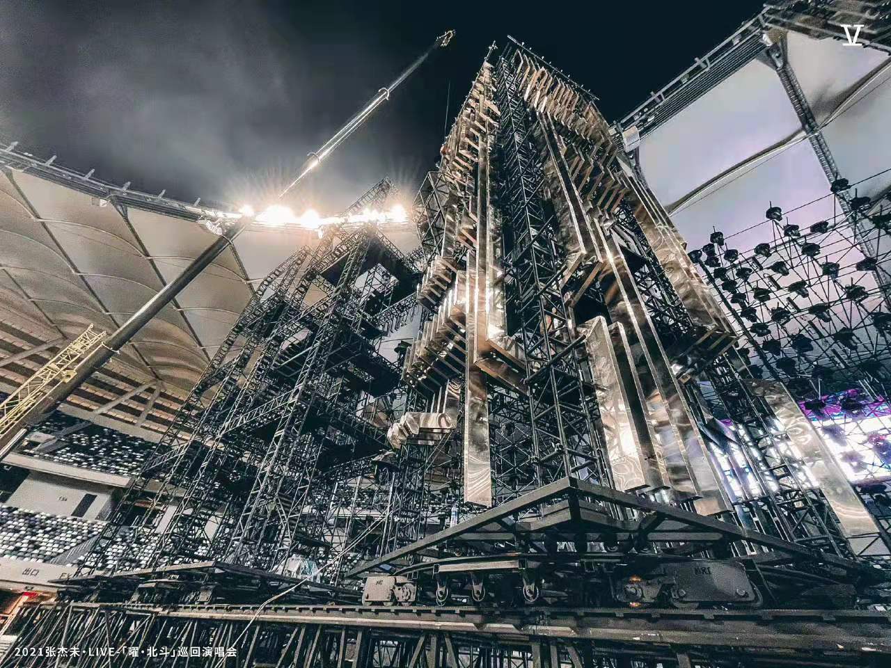 张杰“曜·北斗”演唱会打造空中城市是真的吗？
