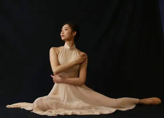 2022多媒体芭蕾舞蹈剧场《天黑请闭眼》-杭州站