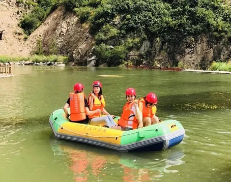 千年碧波江漂流园