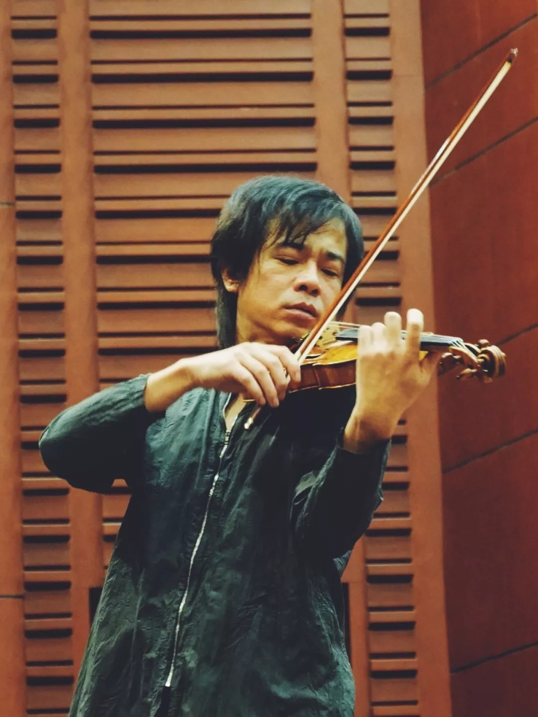 2022弓弦魔法——传奇小提琴家林朝阳独奏音乐会-哈尔滨站