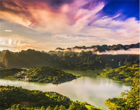 万峰湖