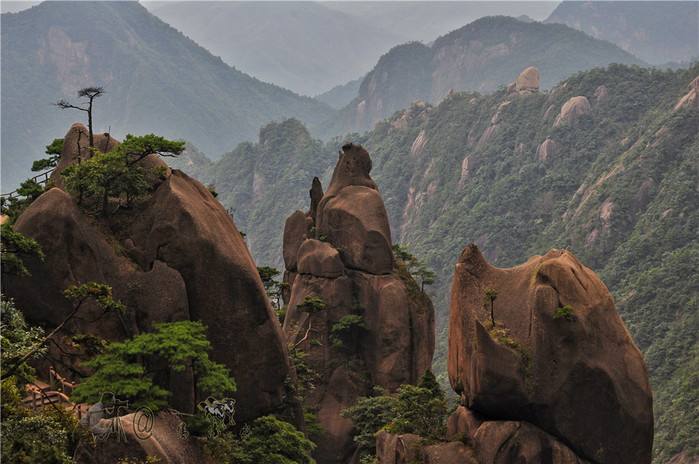 三清山蒲牢鸣天图片