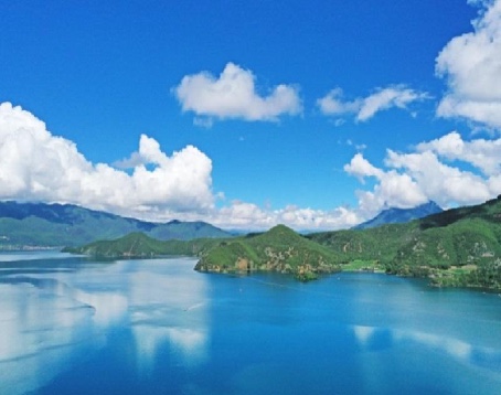 泸沽湖