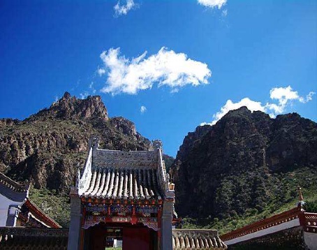 贺兰山广宗寺（南寺）生态旅游区