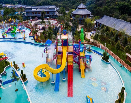 龙潭温泉度假村