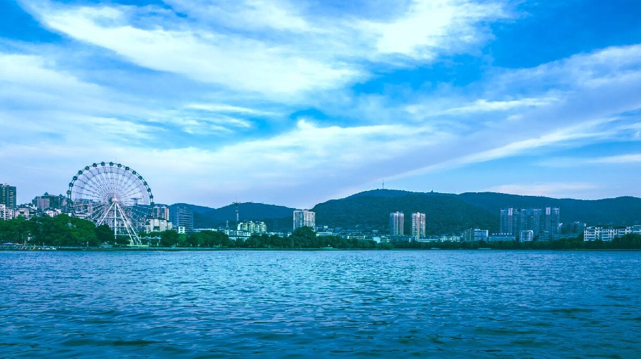 磁湖风景区