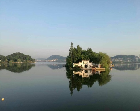 磁湖风景区