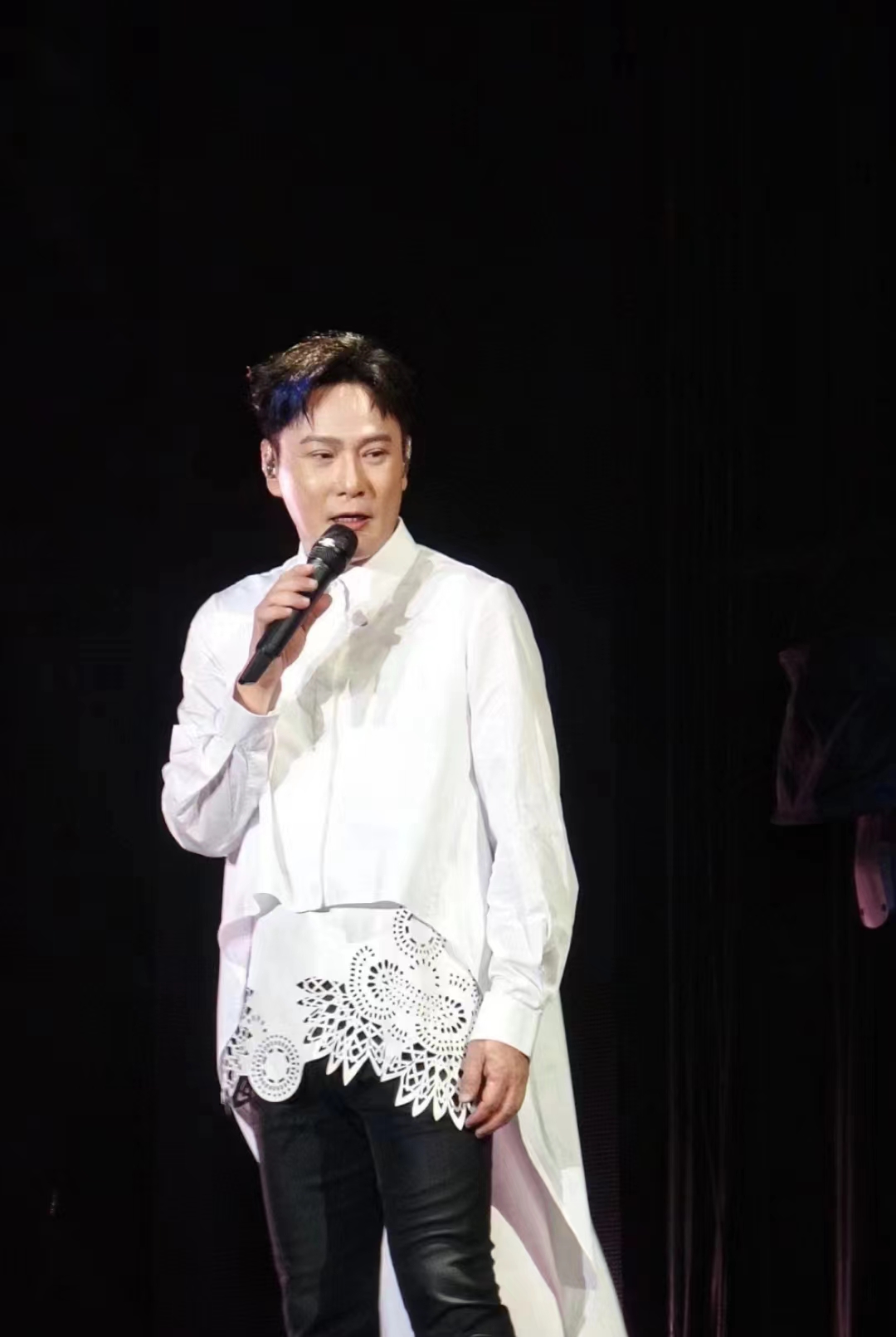 2023张信哲重庆演唱会（10月28日）演出详情（时间地点+门票价格+购票地址）