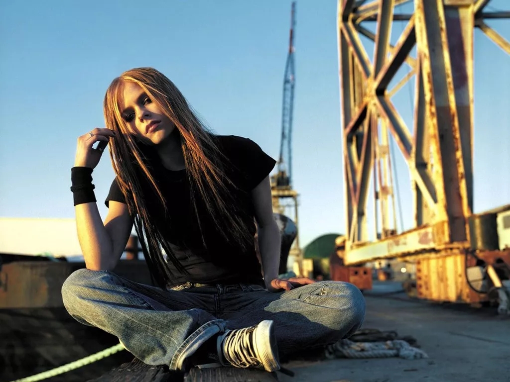 Avril Lavigne艾薇儿“浮出水面”2022佛山演唱会