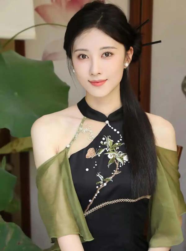 曹斐然