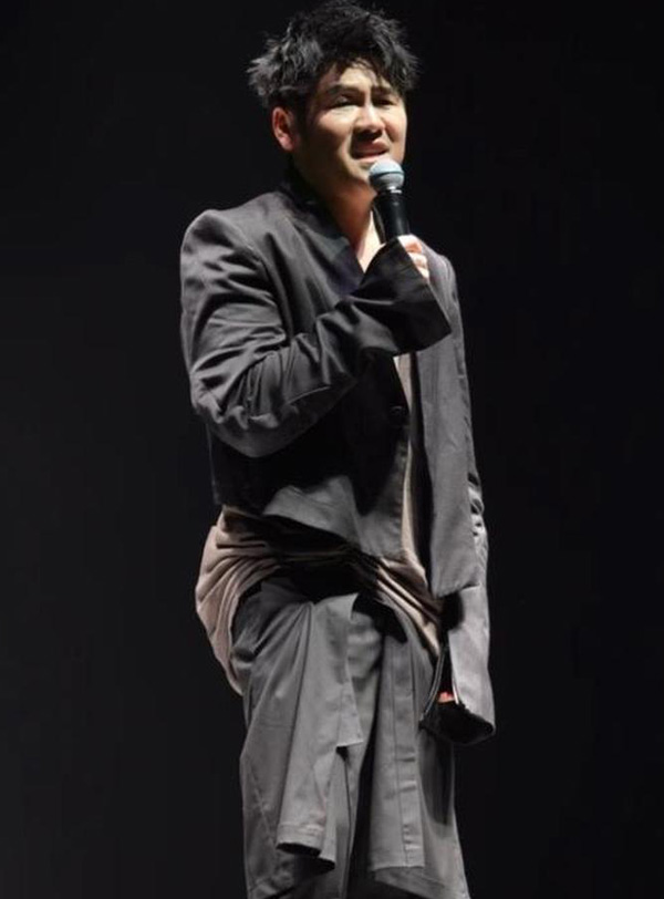 曹格(曹佰豪)