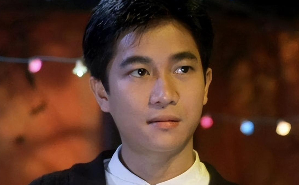 陈百强