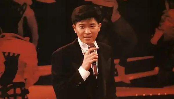 陈百强