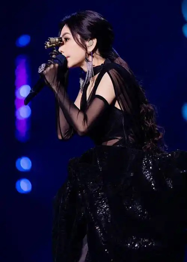 Ella陈嘉桦演唱会