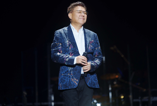 姜育恒演唱会