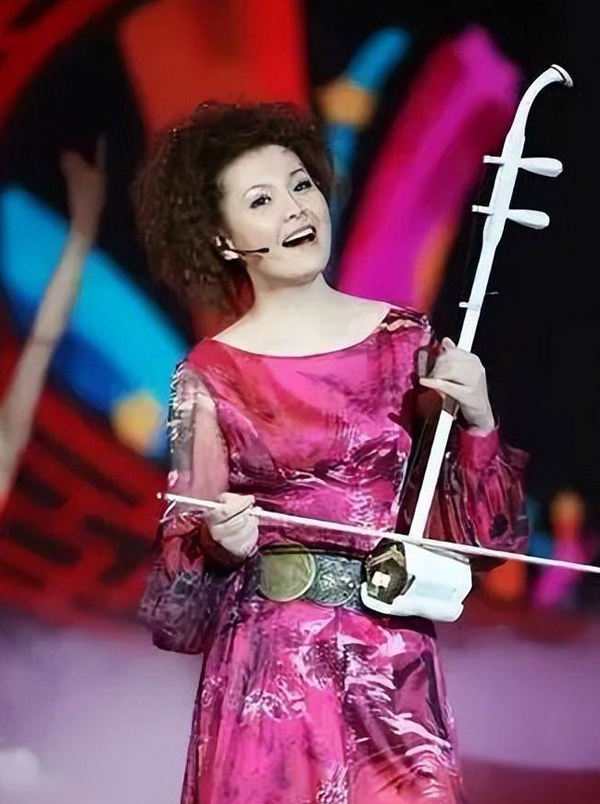 周冰倩演唱会
